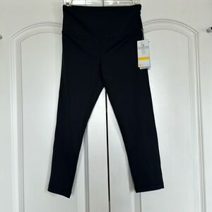 NWT Zella black Crop high support high waisted leggings hidden front pocket